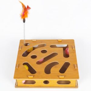 Interactive Cat Puzzle Feeder with Balls